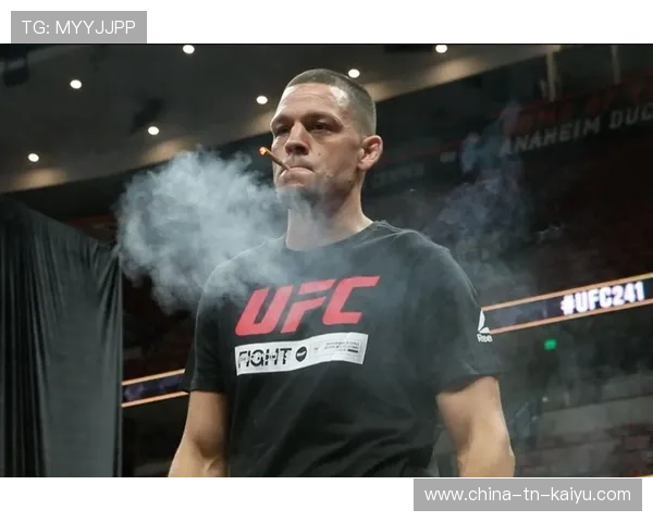 UFC战前暖场:选手们的意外“贴贴”背后隐藏的故事 UFC战前暖场:选手们的意外“贴贴”背后隐藏的故事