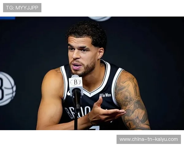 小迈克尔·波特绕掩护空位三分命中，篮网领先