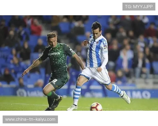 皇家社会拟把边路防守的细节训练常态化